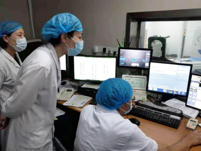 河北大學附屬醫院成功完成3D打印模板引導下的三維插植后裝放射治療